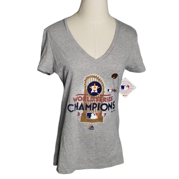 Majestic Huston Astros 2017 World Series Graphic V-neck Official Baby Tee Sz M ♡ - Picture 1 of 10